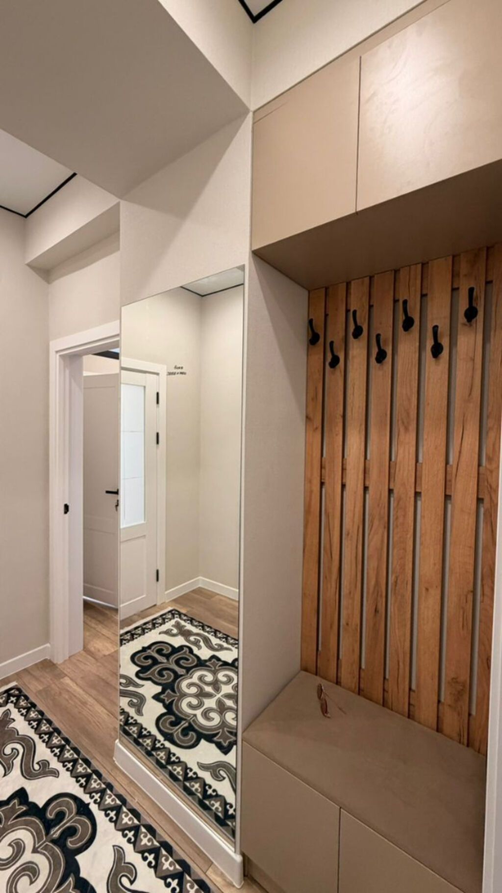 2 комнаты, 42 м², Элитка, 7 этаж, Дизайнерский ремонт — фото 7