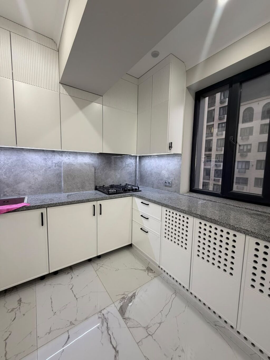 3 комнаты, 89 м², Нижний Джал (Джал-23) Элитка, 7 этаж, Евроремонт: фото 1