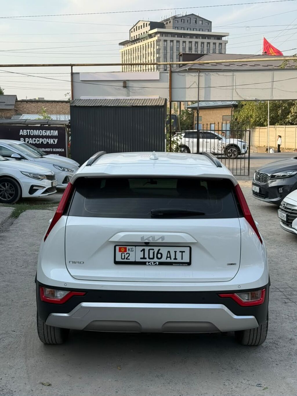 Kia Niro: 2022 г., 1.6 л, Автомат, Гибрид, Кроссовер: фото 4