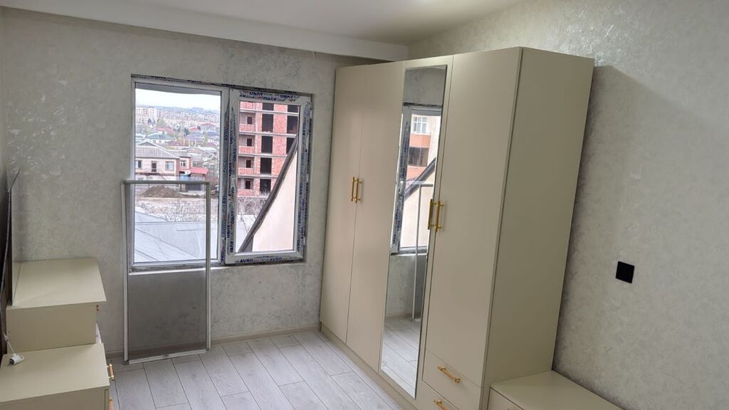 Qaraçuxur qəs., 2 otaqlı, Yeni tikili, m. Neftçilər, 47 kv. m