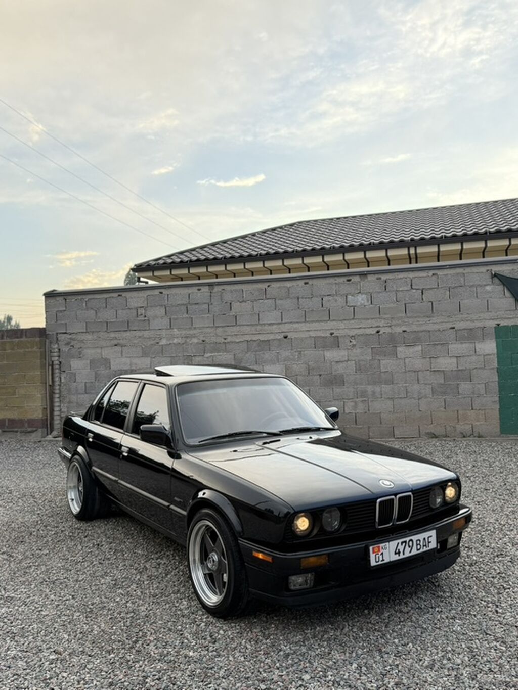 BMW 3 series: 1988 г., 2.8 л, Седан: фото 3