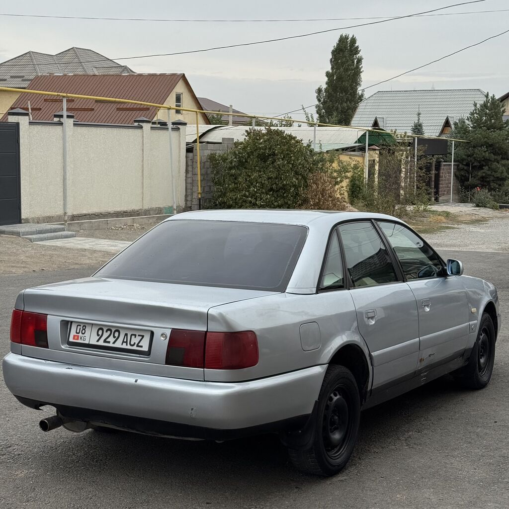 Audi A6: 1996 г., 2 л, Механика, Бензин, Седан: фото 4
