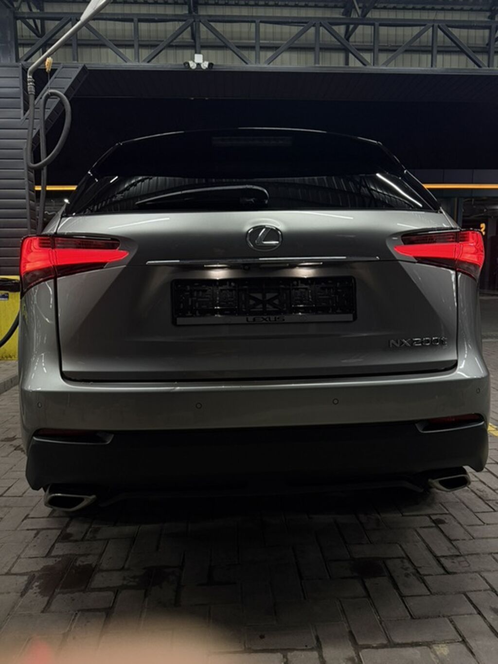 Lexus NX: 2016 г., 2 л, Типтроник, Бензин, Кроссовер: фото 6