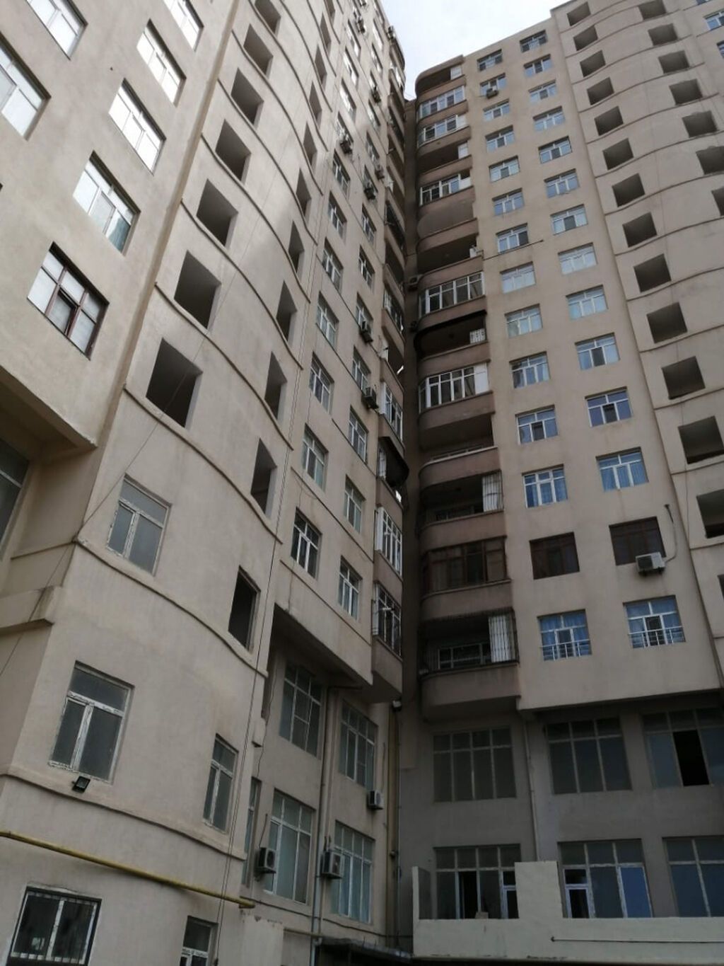 2 otaqlı, Yeni tikili, 67 kv. m