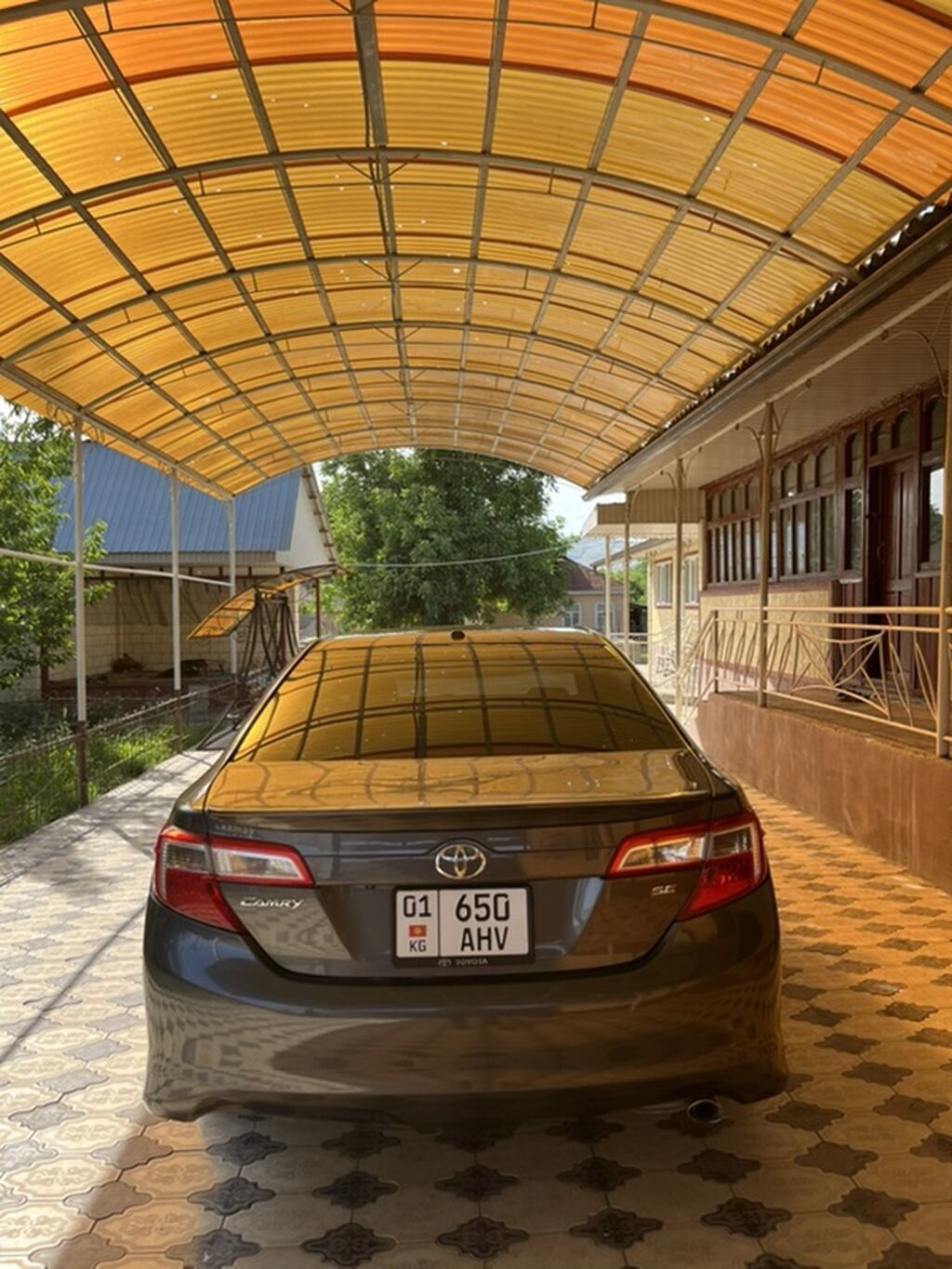 Toyota Camry: 2012 г., 2.5 л, Автомат, Бензин, Седан: фото 2