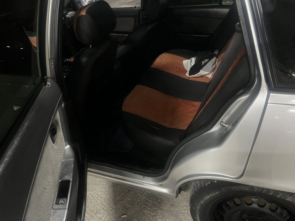 Daewoo Nexia: 2010 г., 1.6 л, Механика, Бензин, Седан: фото 2