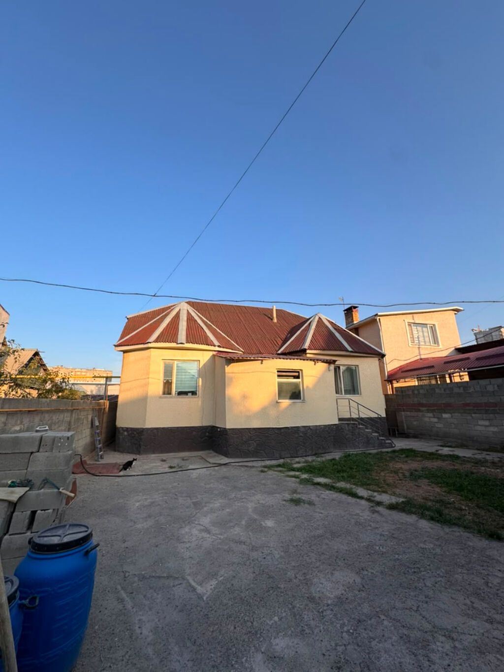 СРОЧНО ПРОДАЕТСЯ ДОМ Комнат: 4 Район: Баха-Магистраль Состояние: фото 2