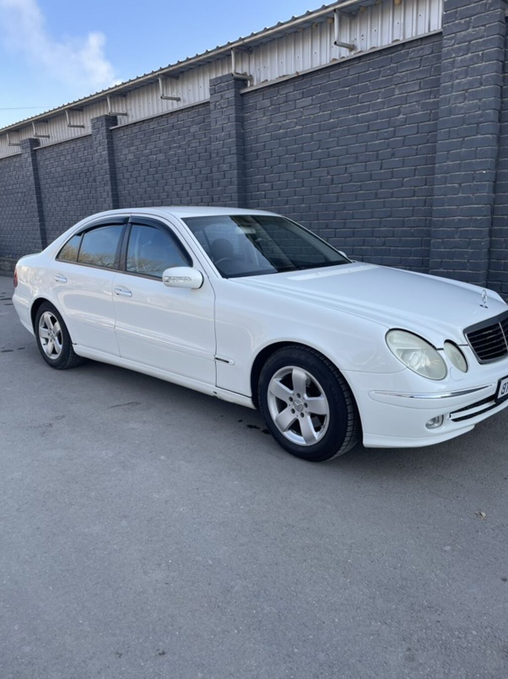Mercedes-Benz E-Class: 2003 г., 3.2 л, Автомат, Бензин, Седан: фото 2