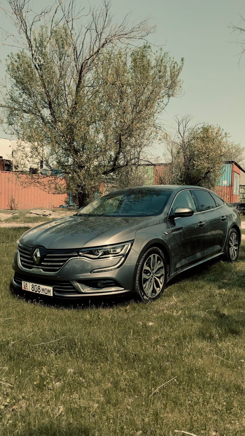 Renault : 2016 г., 2 л, Автомат, Бензин, Седан: фото 3