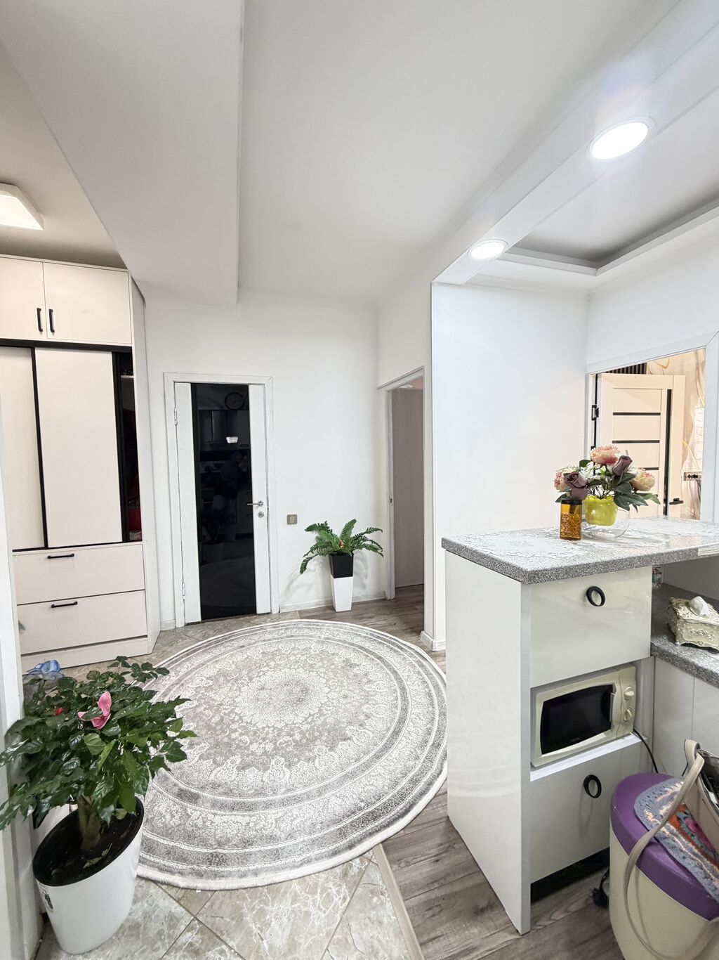 2 комнаты, 57 м², Верхний Джал Элитка, 10 этаж, Свежий ремонт: фото 8