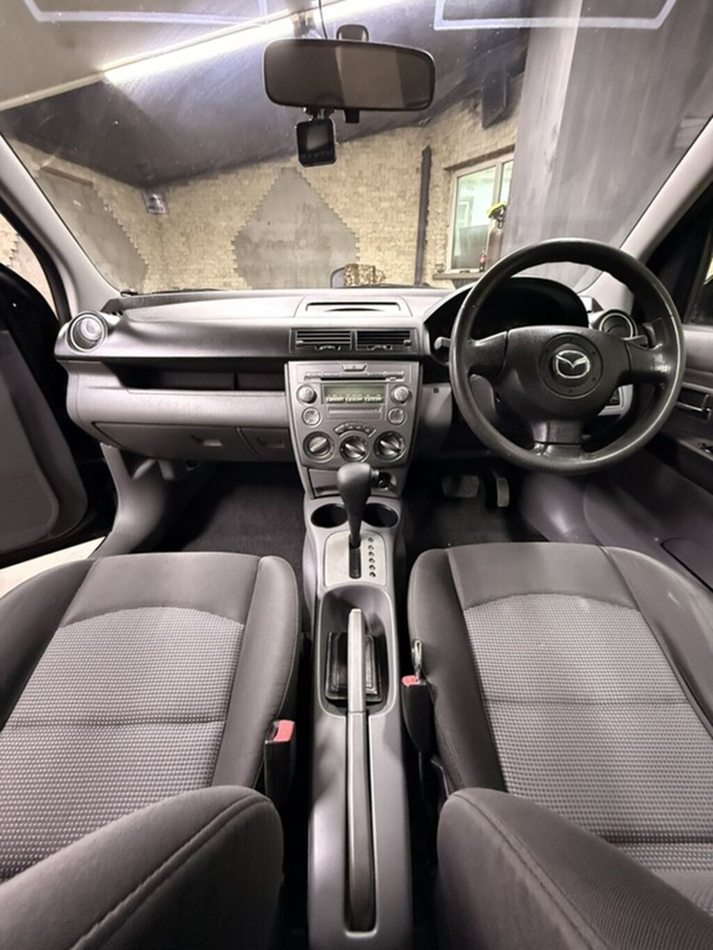 Mazda Demio: 2006 г., 1.3 л, Бензин, Хэтчбэк: фото 5