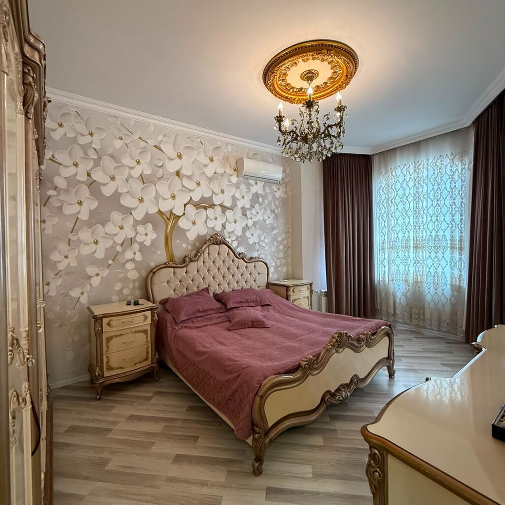 5 otaqlı, 165 kv. m, Yeni təmirli
