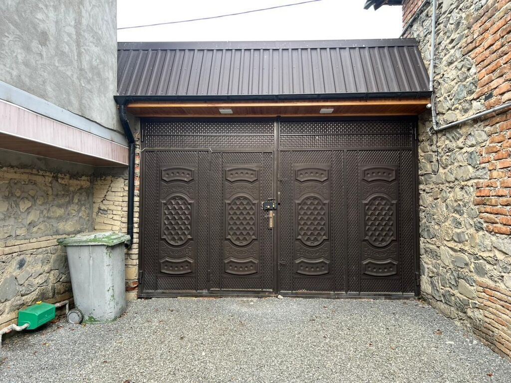 5 otaqlı, 110 kv. m, Orta təmir