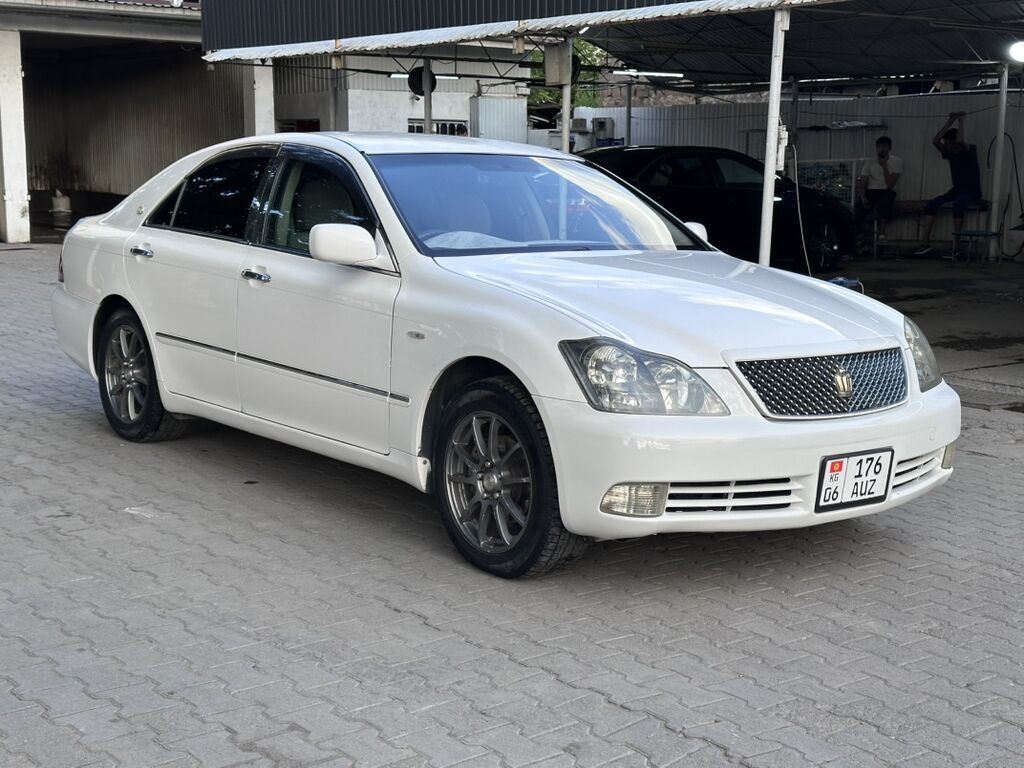 Toyota Crown: 2005 г., 2.5 л, Автомат, Бензин, Седан: фото 2