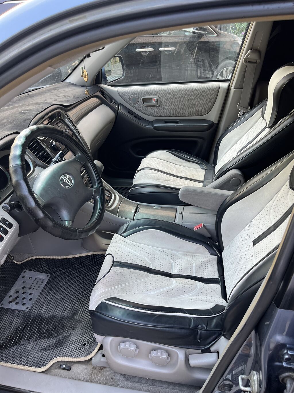 Toyota Highlander: 2003 г., 2.4 л, Автомат, Бензин, Кроссовер: фото 5