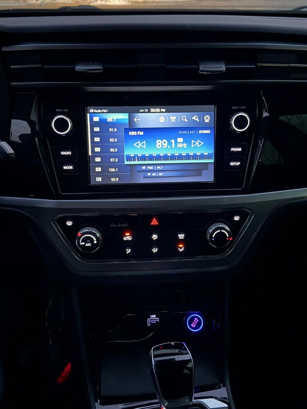 Ssangyong Korando: 2021 г., 1.5 л, Автомат, Бензин, Кроссовер: фото 2