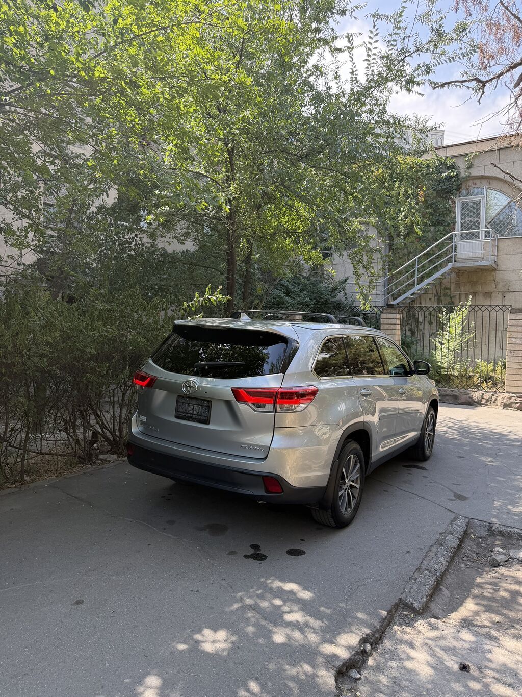 Toyota Highlander: 2019 г., 3.5 л, Автомат, Бензин, Внедорожник: фото 4