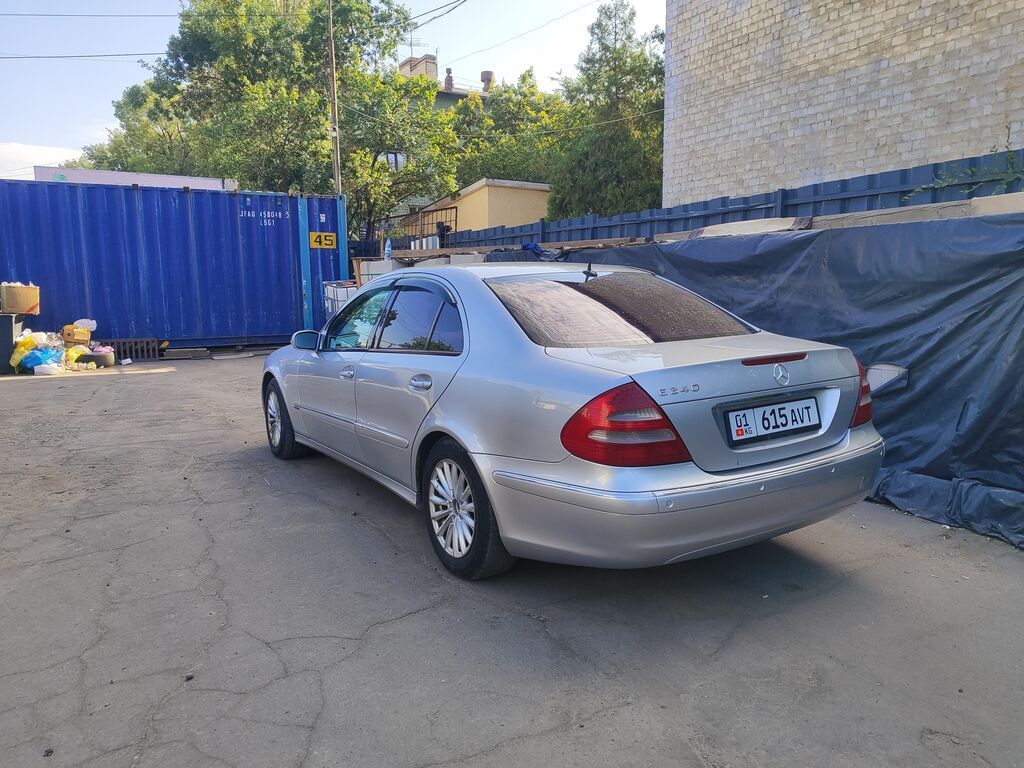 Mercedes-Benz E-Class: 2003 г., 2.6 л, Автомат, Бензин, Седан: фото 2