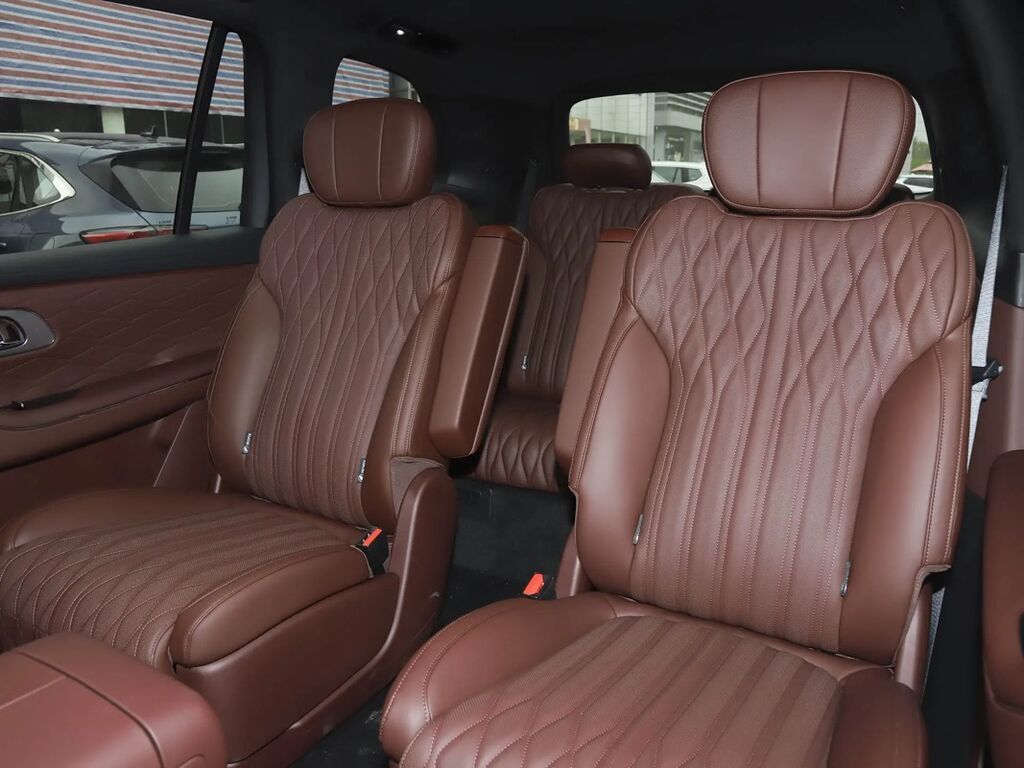 Geely Galaxy M9: 2026 г., 1.5 л, Автомат, Гибрид, Внедорожник: фото 5