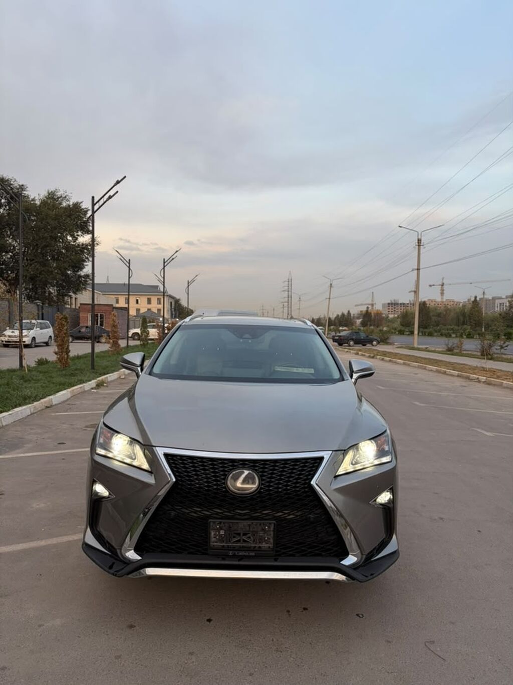 Lexus RX: 2017 г., 3.5 л, Кроссовер: фото 2