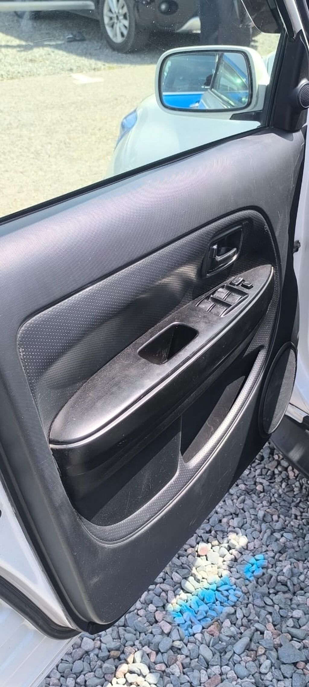 Scion xA: 2004 г., 1.5 л, Автомат, Бензин, Хэтчбэк: фото 6