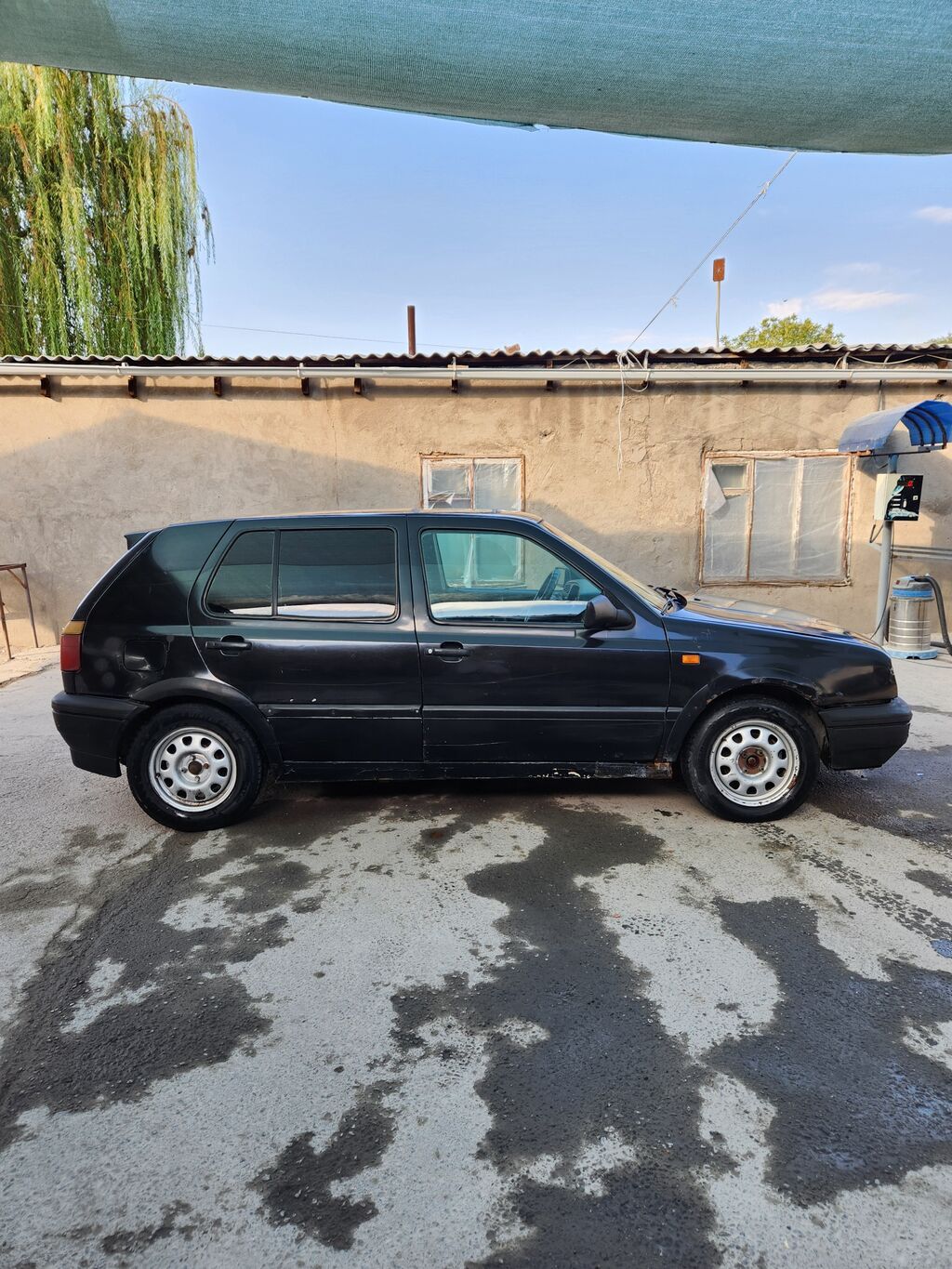 Volkswagen Golf: 1995 г., 1.6 л, Механика, Бензин: фото 3