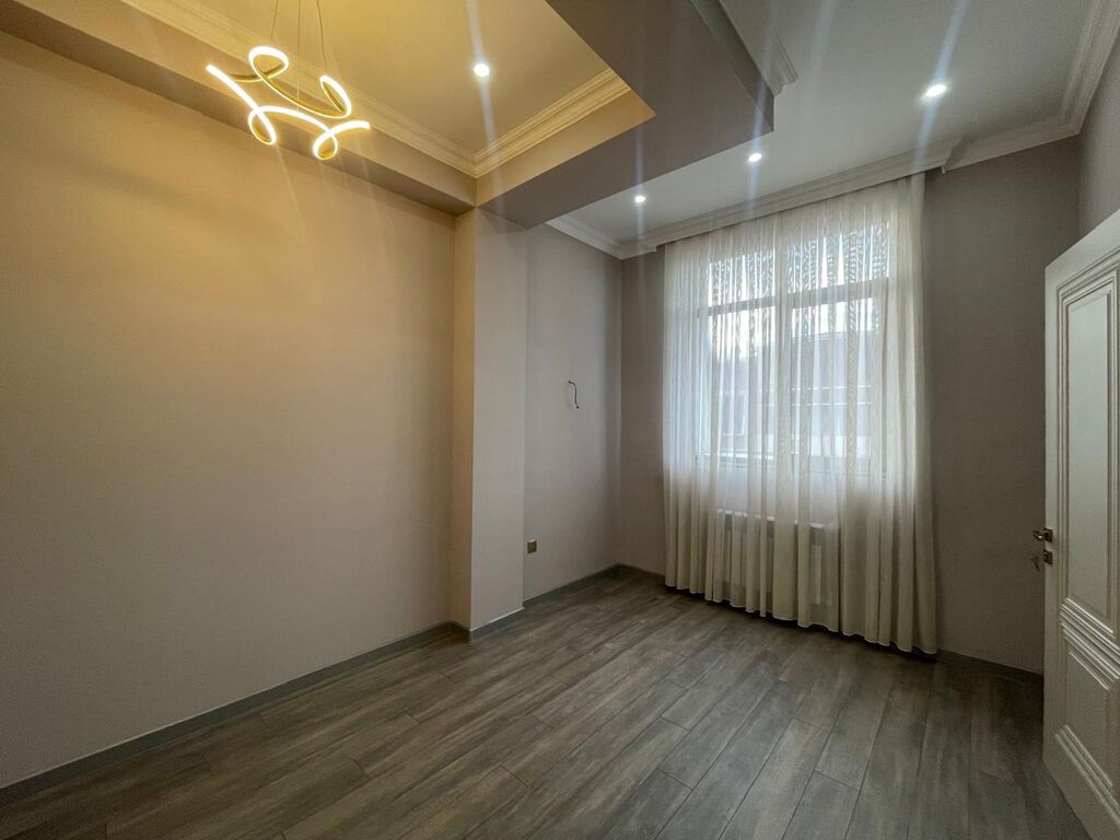 3 otaqlı, Yeni tikili, 77 kv. m