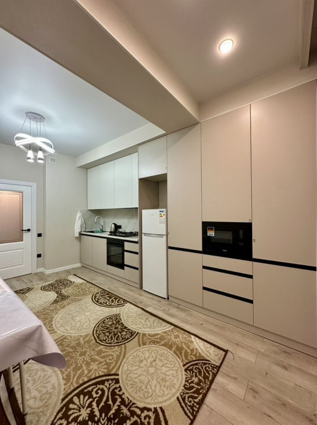 2 комнаты, 84 м², Орто-Сай с. Элитка, 6 этаж, Дизайнерский ремонт: фото 4
