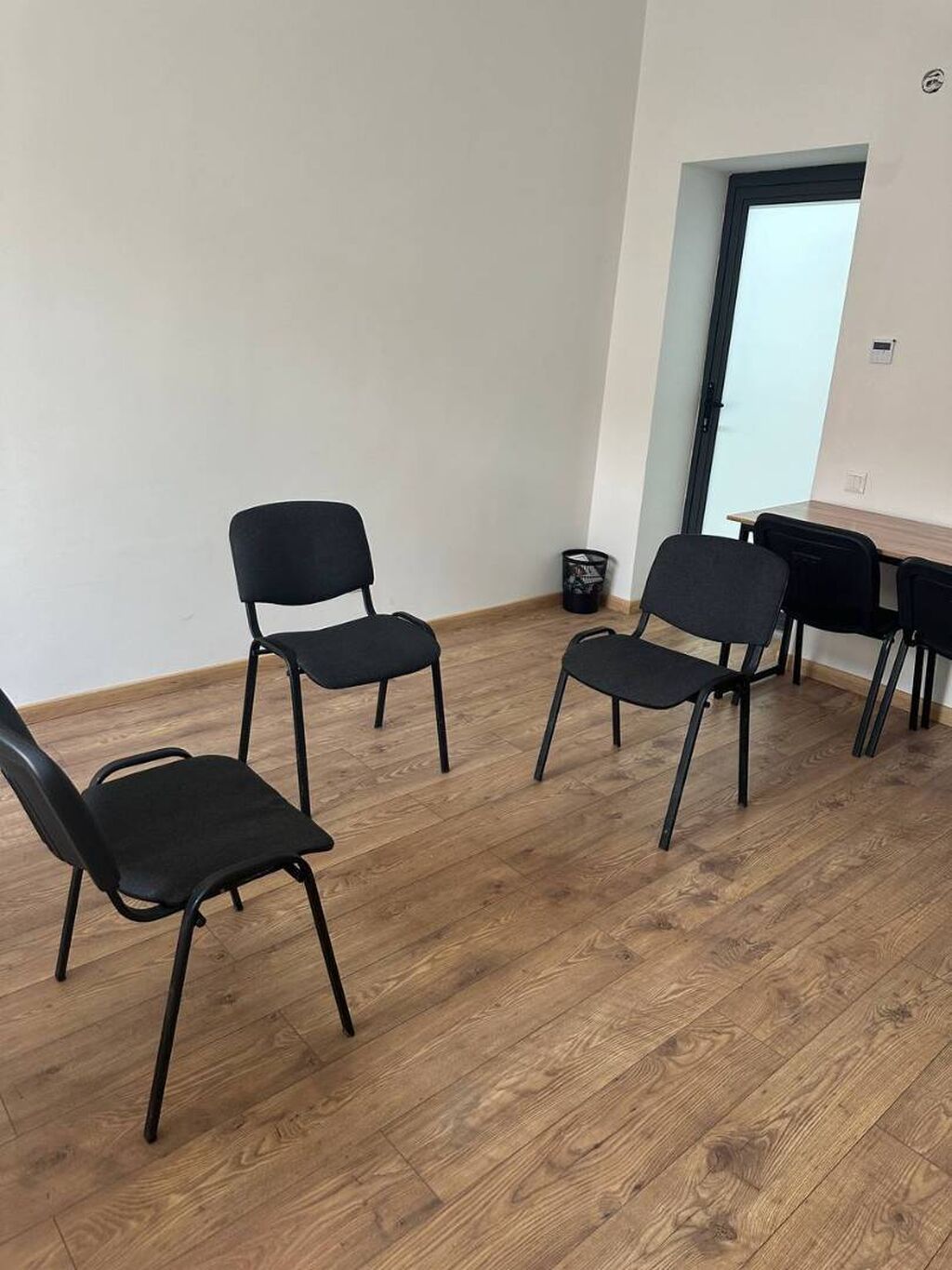 Кабинет Для тренингов В бизнес центре, 21 м², Промежуточный этаж, Долгосрочно, Почасово, С оборудованием: фото 7