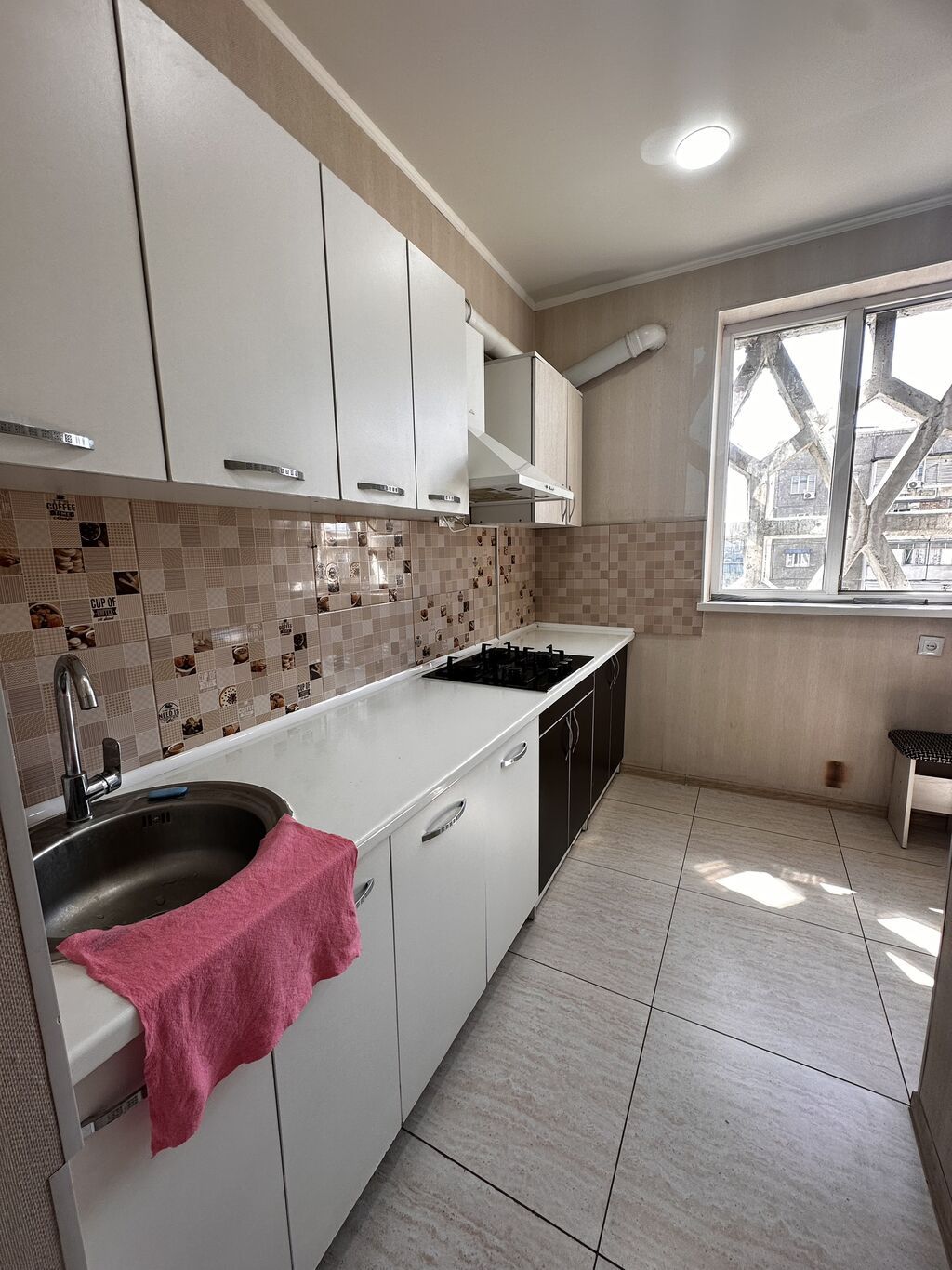 3 комнаты, 62 м², Мадина 105 серия, 7 этаж, Старый ремонт: фото 4
