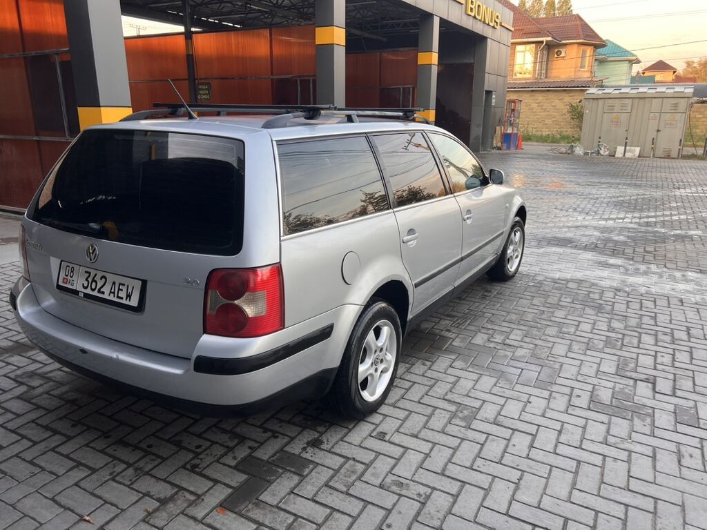 Volkswagen Passat Variant: 2002 г., 2 л, Автомат, Бензин, Универсал: фото 4