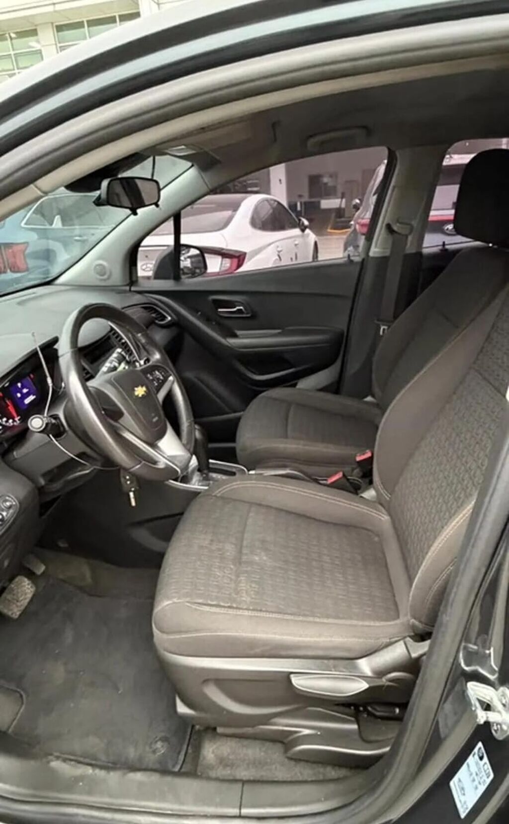 Chevrolet Trax: 2020 г., 1.4 л, Автомат, Бензин, Хэтчбэк: фото 6