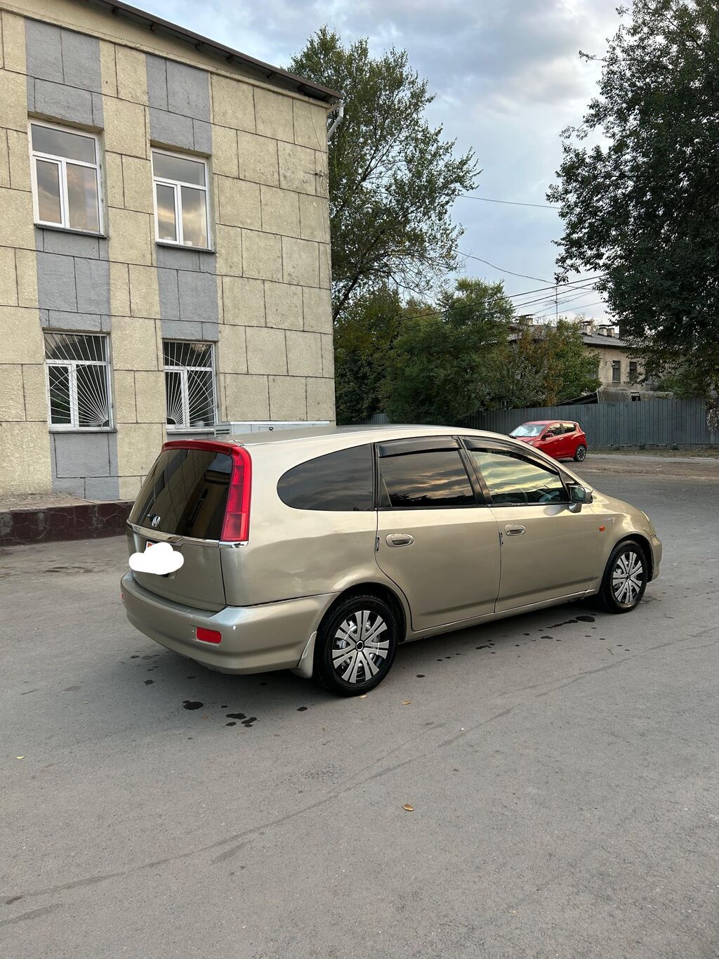Honda Stream: 2001 г., 2 л, Автомат, Бензин, Минивэн: фото 6