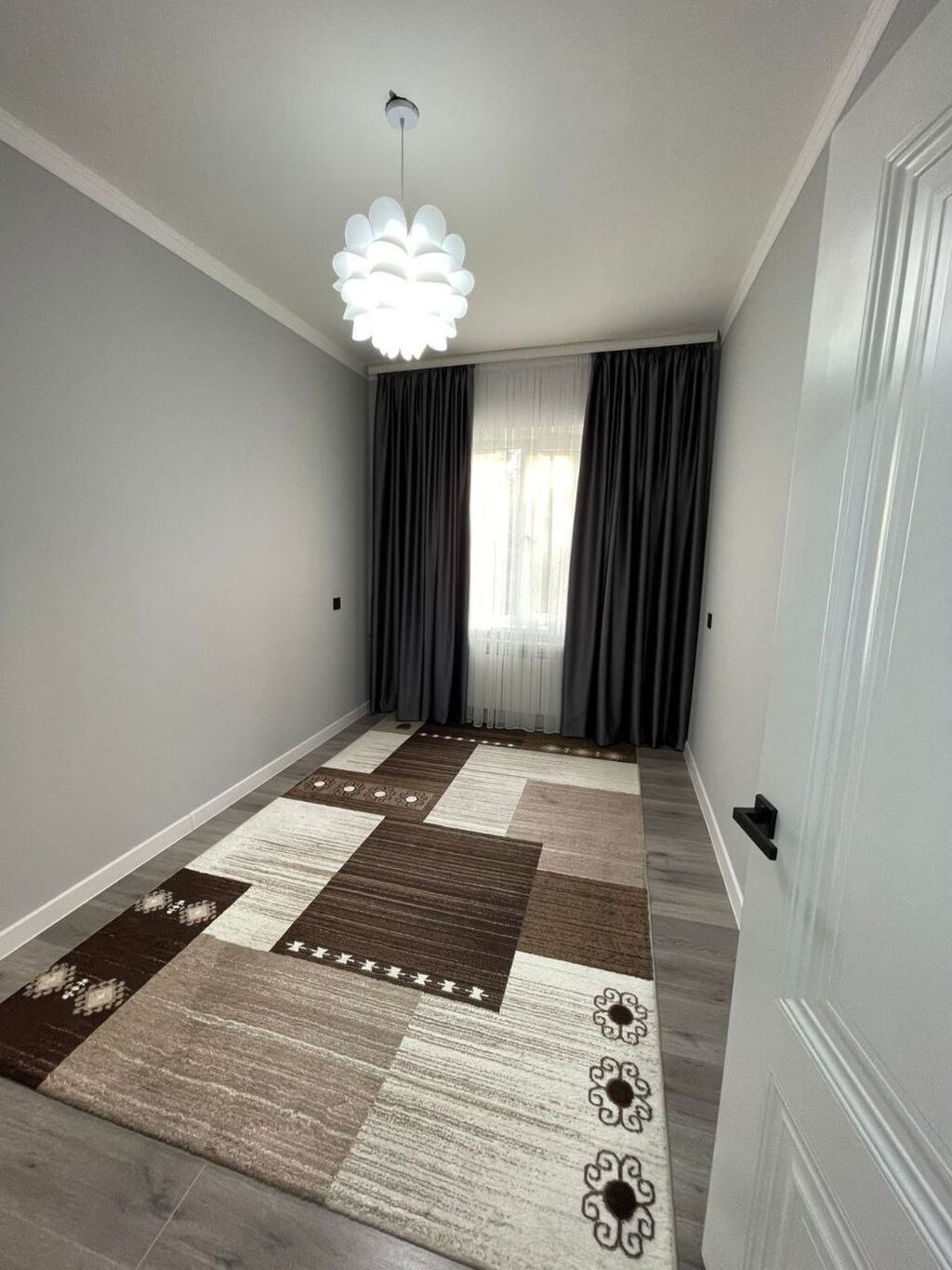 3 комнаты, 70 м², Кудайберген авторынок 105 серия, 3 этаж: фото 2