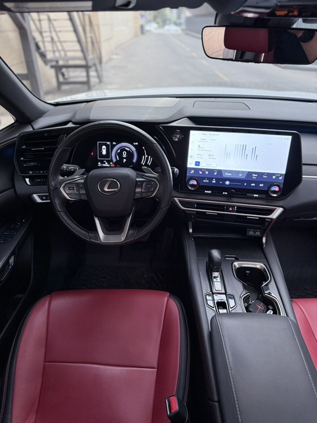 Lexus RX: 2024 г., 2.5 л, Автомат, Гибрид, Кроссовер: фото 6