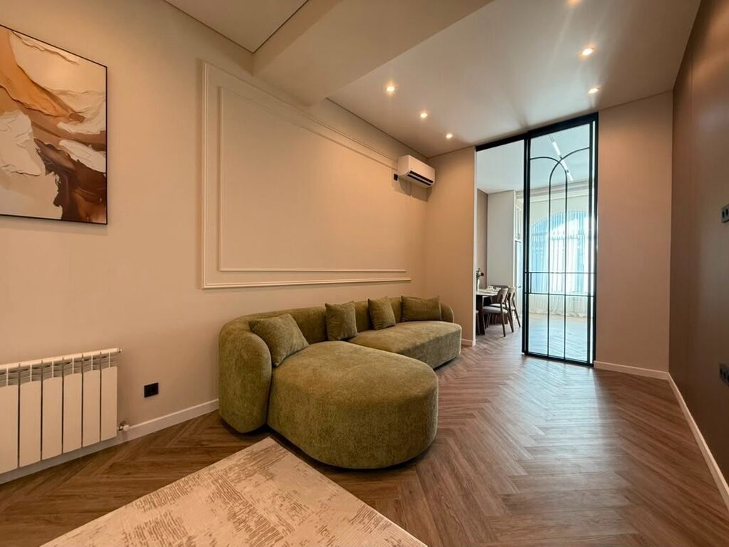 2 комнаты, 76 м², Асанбай мкр Элитка, 6 этаж, Дизайнерский ремонт: фото 3