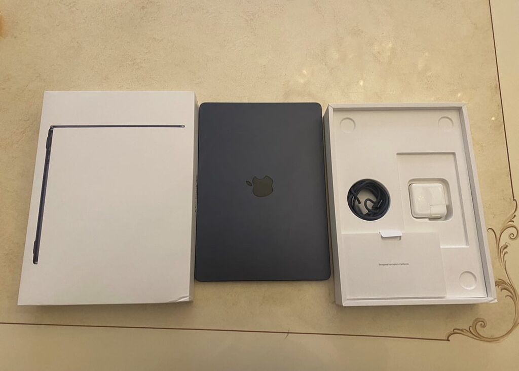 Apple MacBook Air 13" (Midnight) – M2 çipi ilə Xüsusiyyətlər: -