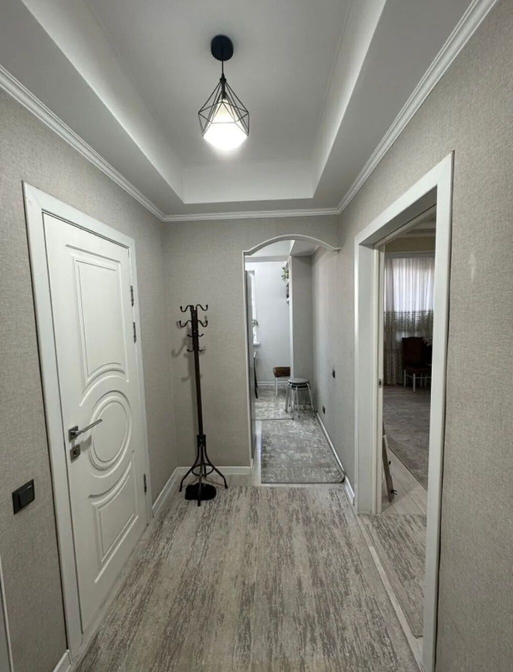 1 комната, 37 м², Элитка, 4 этаж, Евроремонт — фото 2