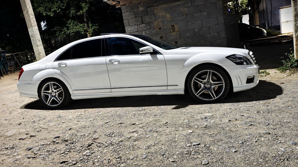 Mercedes-Benz S-Class: 2007 г., 5.5 л, Автомат, Бензин, Седан: фото 1