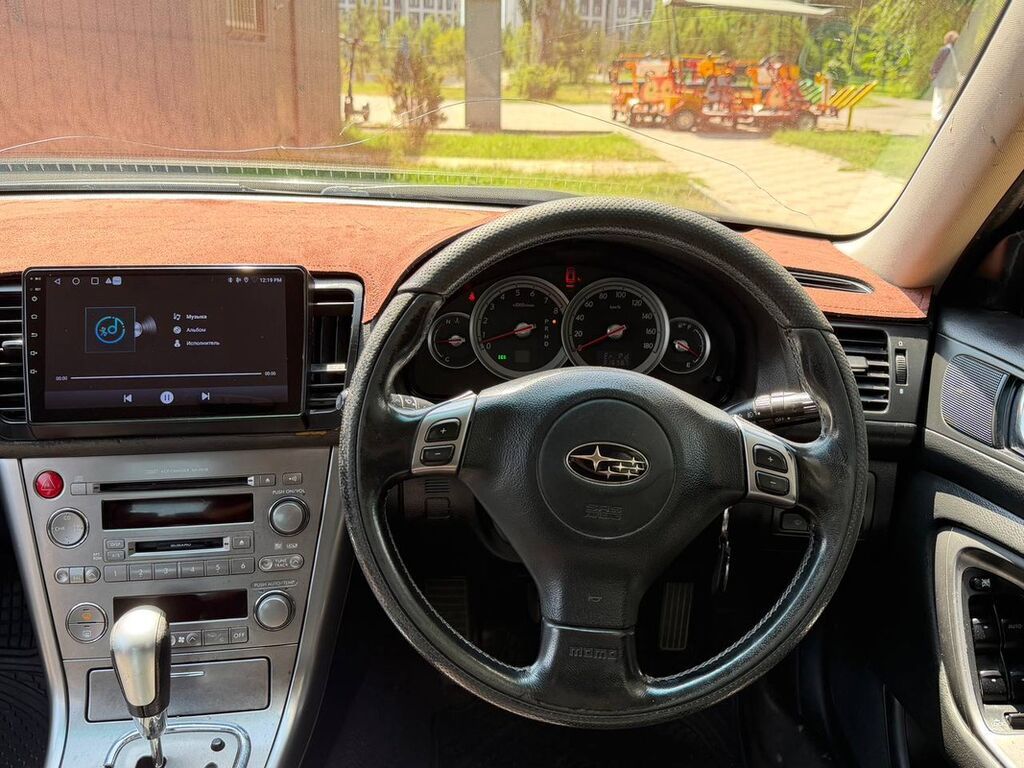 Subaru Legacy: 2005 г., 2 л, Автомат, Бензин, Седан: фото 3