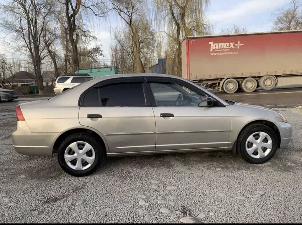 Honda Civic: 2000 г., 1.7 л, Автомат, Бензин, Седан: фото 2