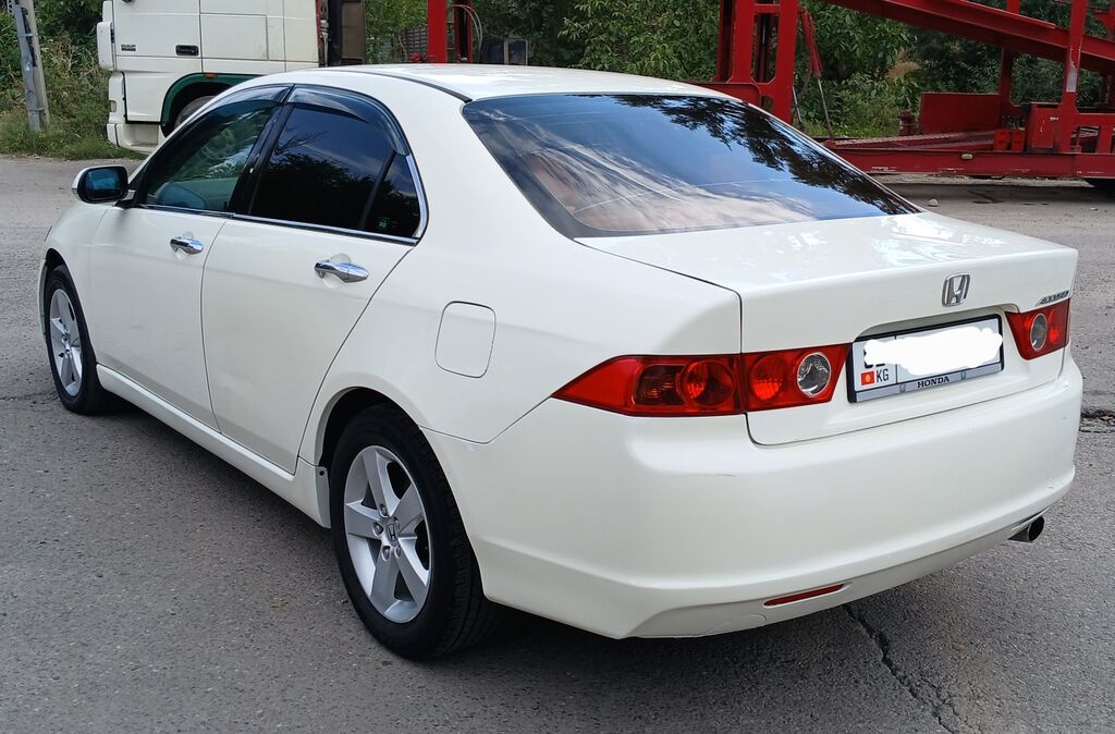 Honda Accord: 2002 г., 2 л, Автомат, Бензин, Седан: фото 8