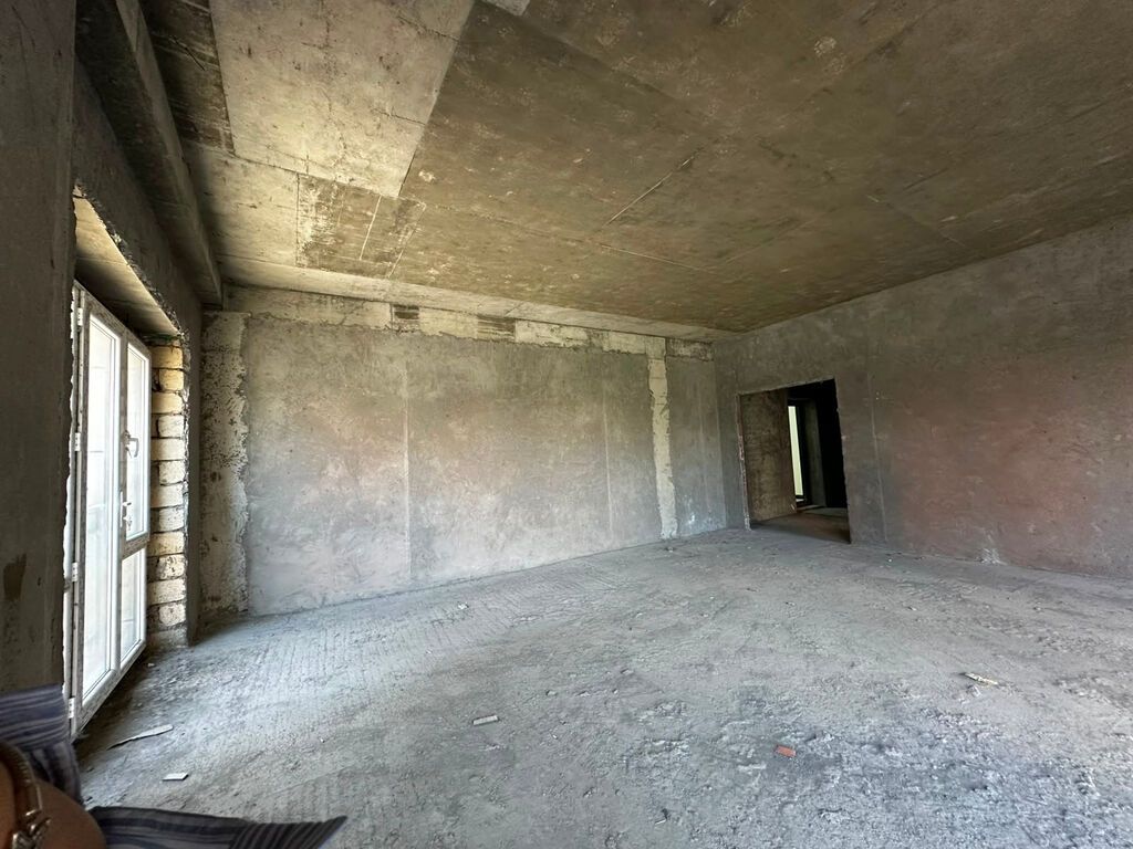 4 otaqlı, Yeni tikili, 127 kv. m