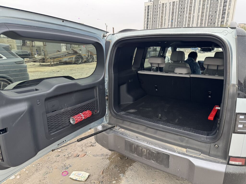 BYD FangChengBao Titanium 7: 2025 г., Гибрид, Внедорожник: фото 7