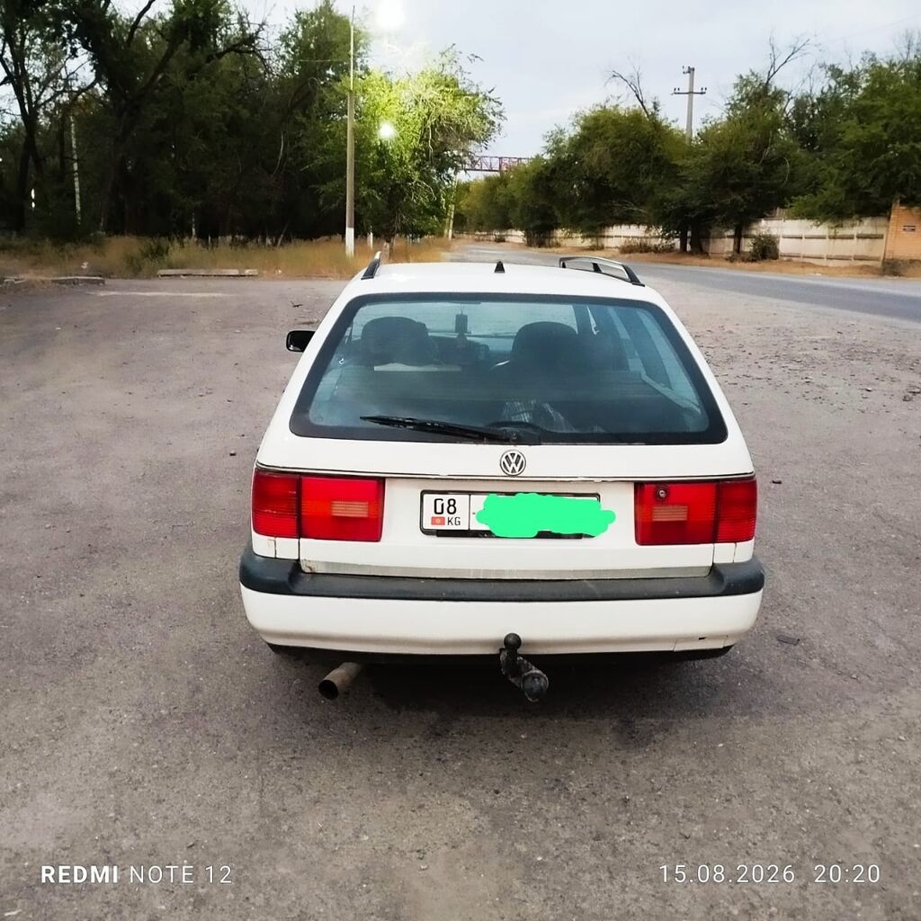 Volkswagen Passat: 1994 г., 1.8 л, Механика, Бензин, Универсал: фото 3