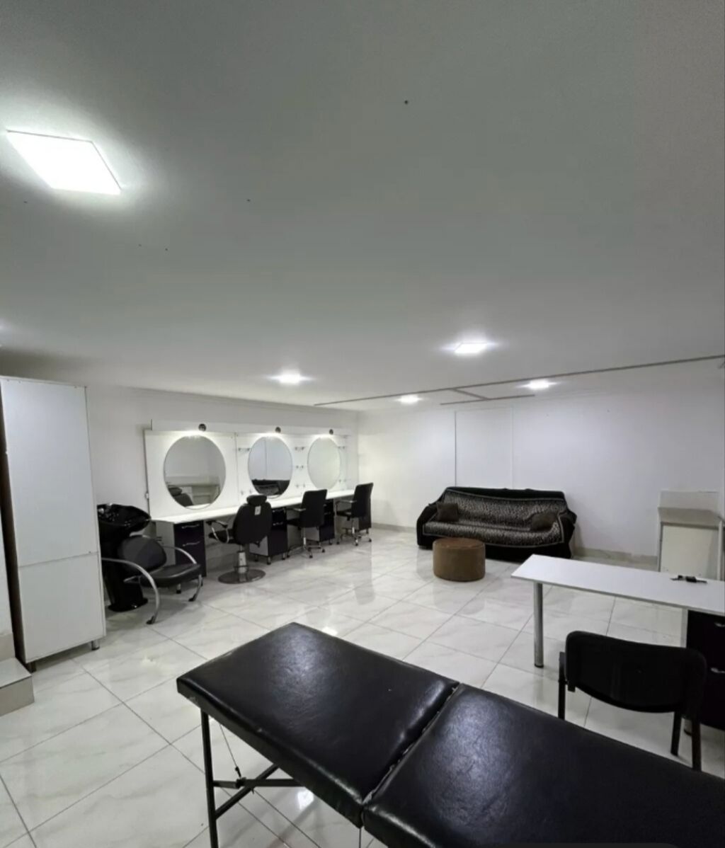 İcarəyə verilir – hal hazırda fəaliyyət göstərən gözəllik və kişi
