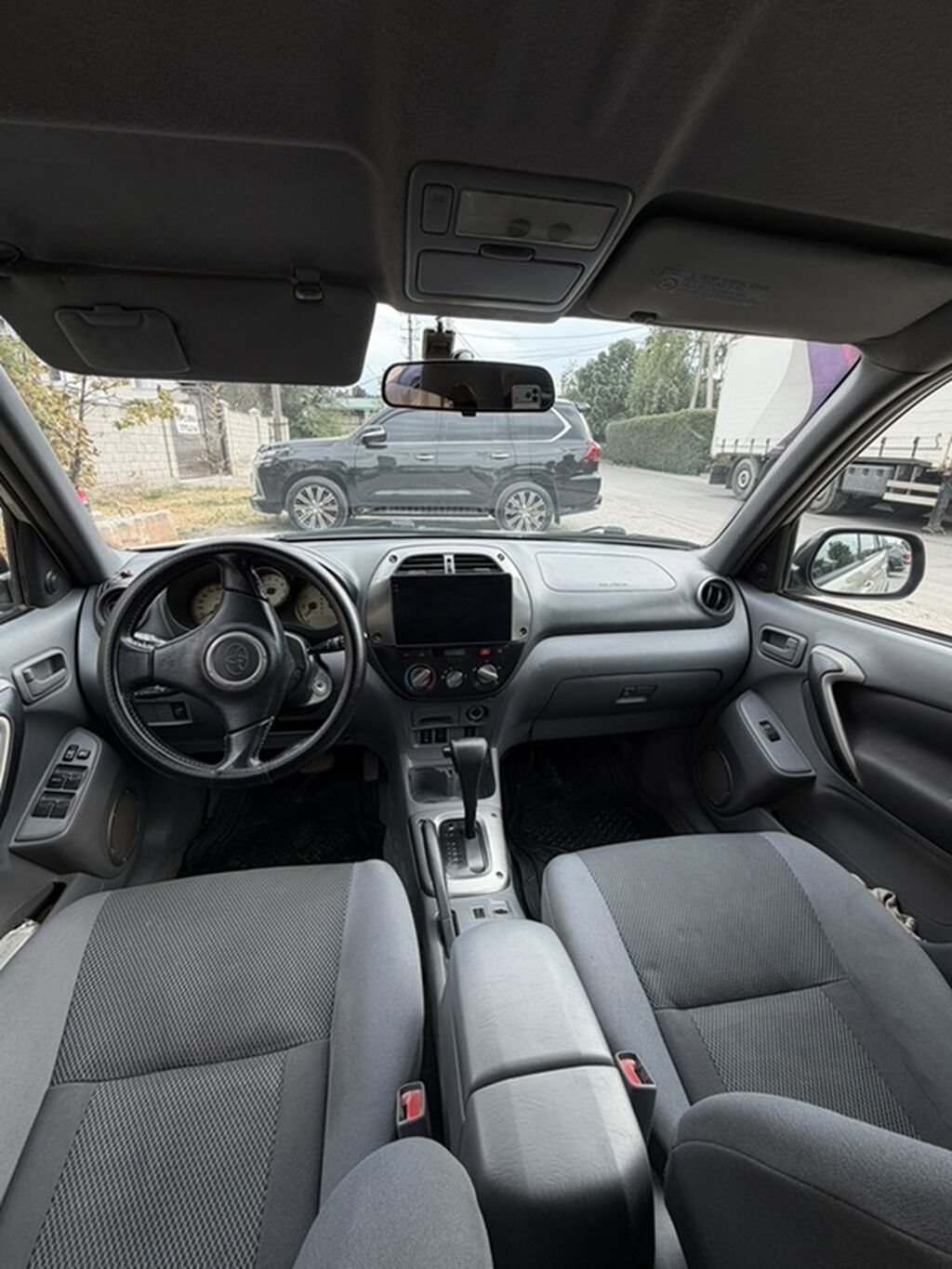 Toyota RAV4: 2002 г., 2 л, Автомат, Бензин, Внедорожник: фото 5