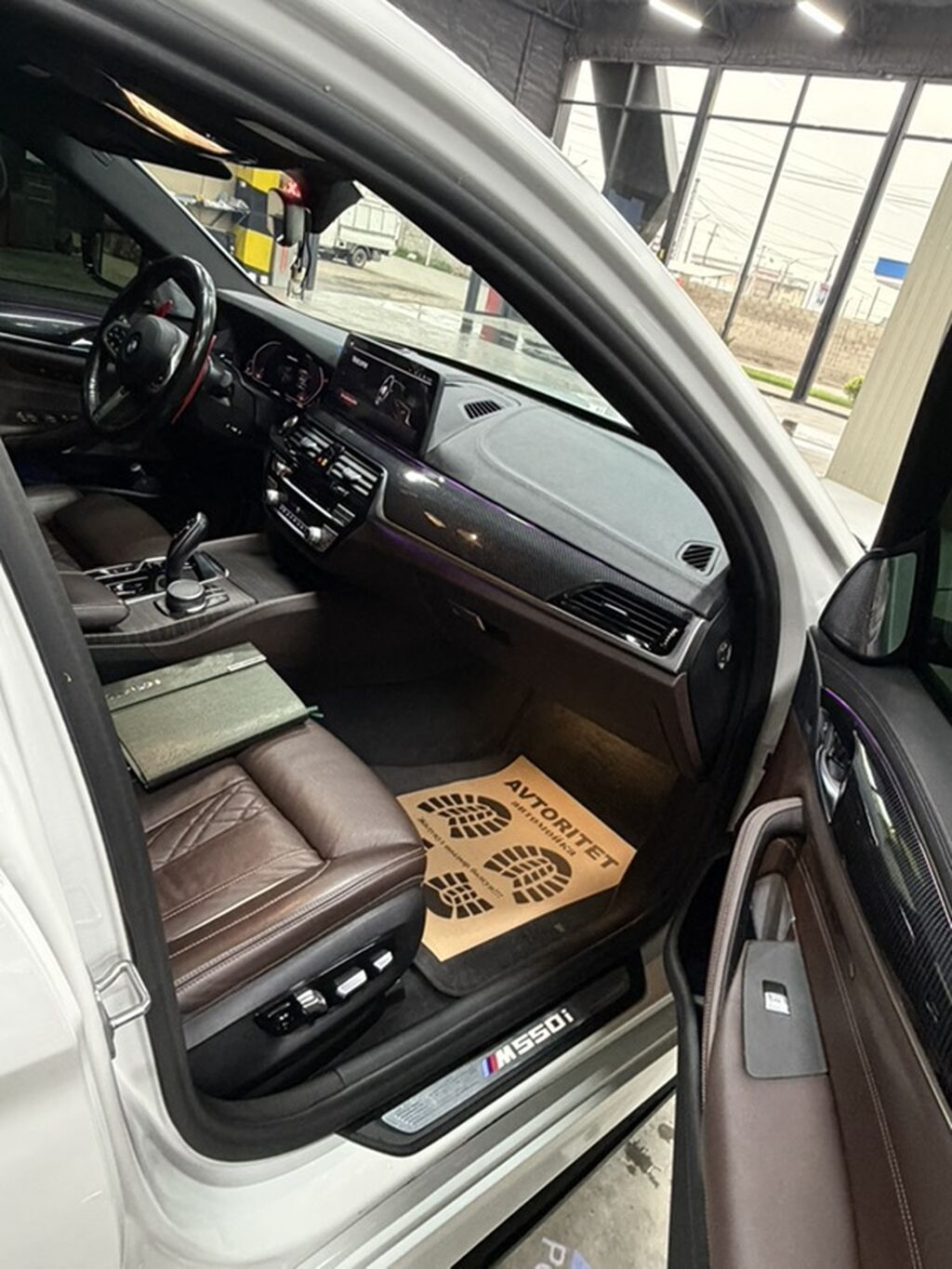 BMW 5 series: 2021 г., 4.4 л, Автомат, Бензин, Седан: фото 7