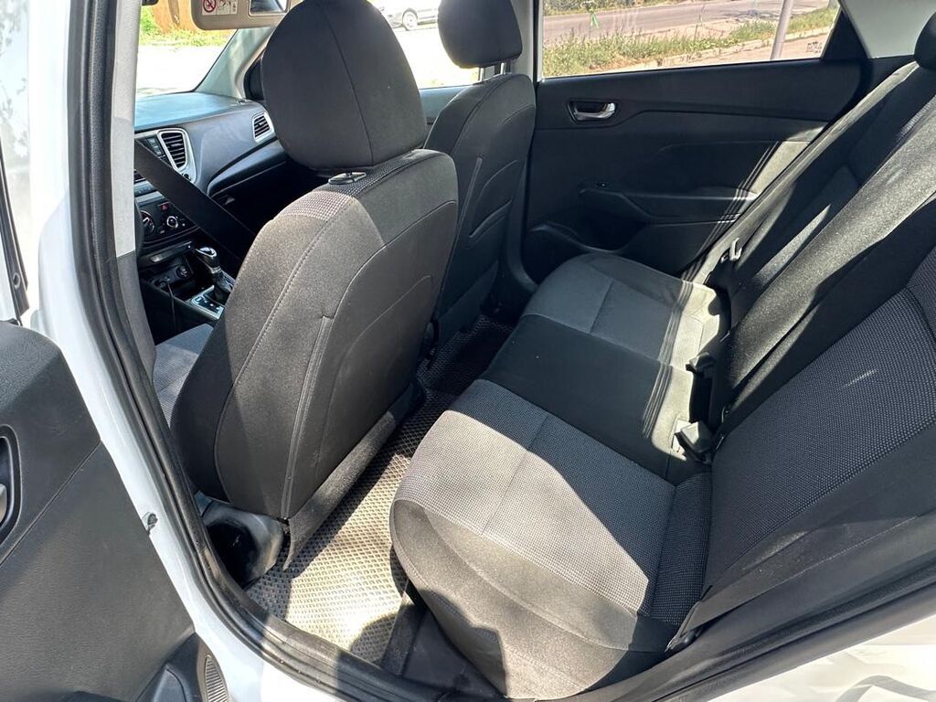 Hyundai Accent: 2021 г., 1.6 л, Автомат, Газ: фото 7