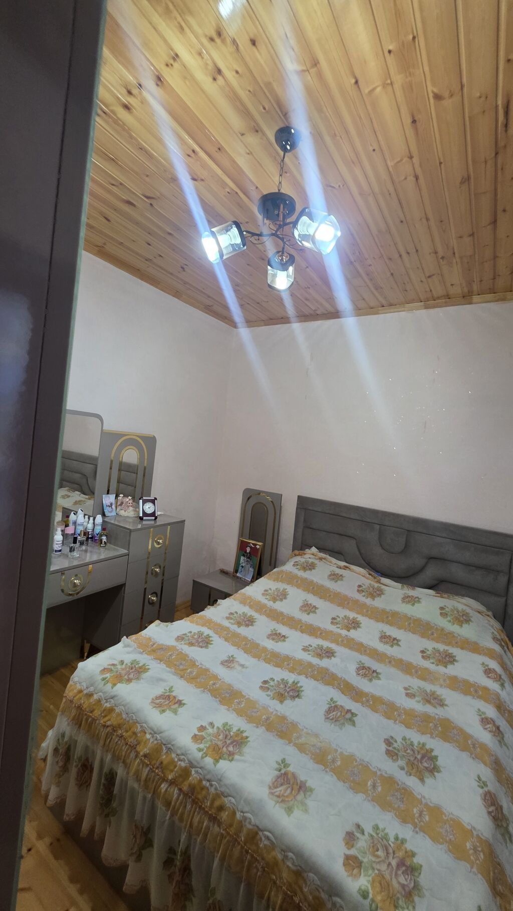 3 otaqlı, 130 kv. m, Kredit yoxdur, Yeni təmirli